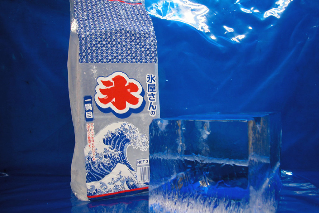 商品紹介 - 広島の氷屋さん 己斐製氷｜氷のイベント、滑り台など各種
